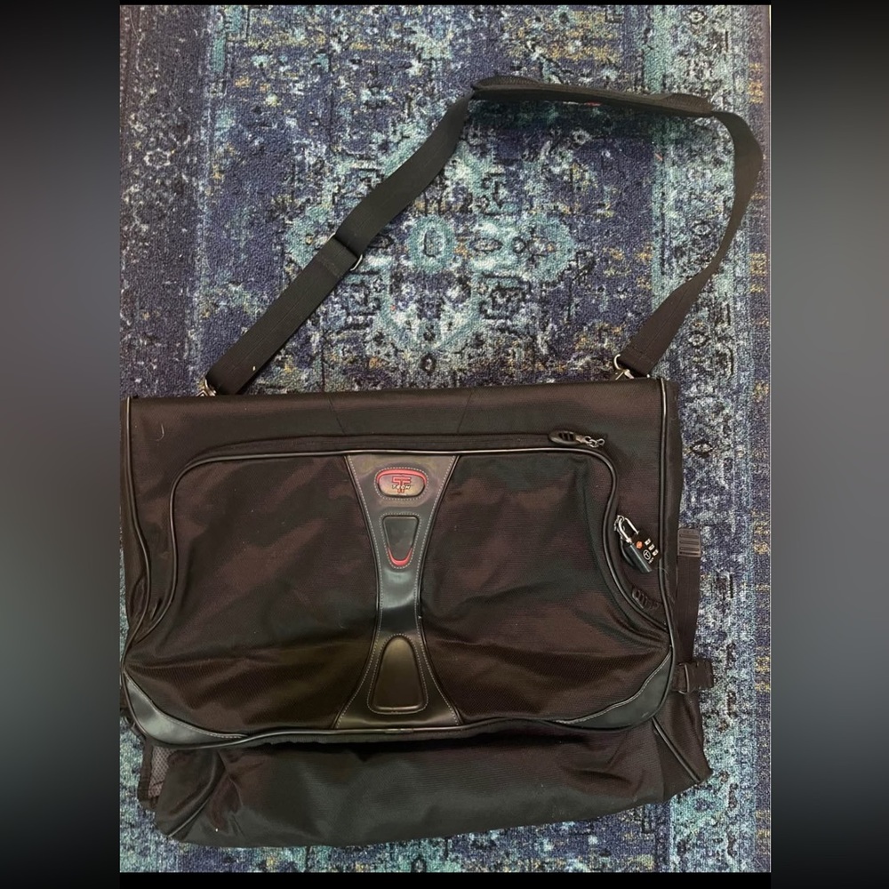 TUMI 'T-Tech' Black Nylon Tri-Fold Garment Shoulder Bag - 5536D